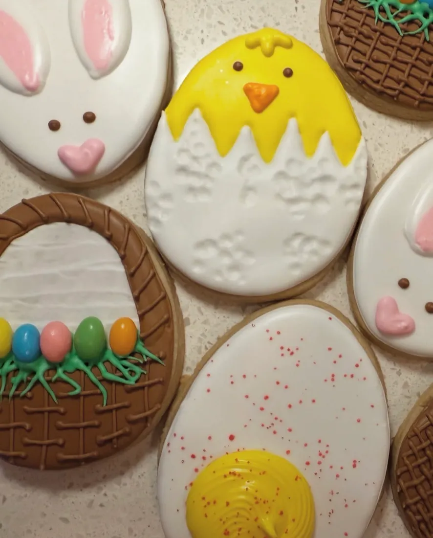 Decorated royal-icing cookies by Jadey — 10